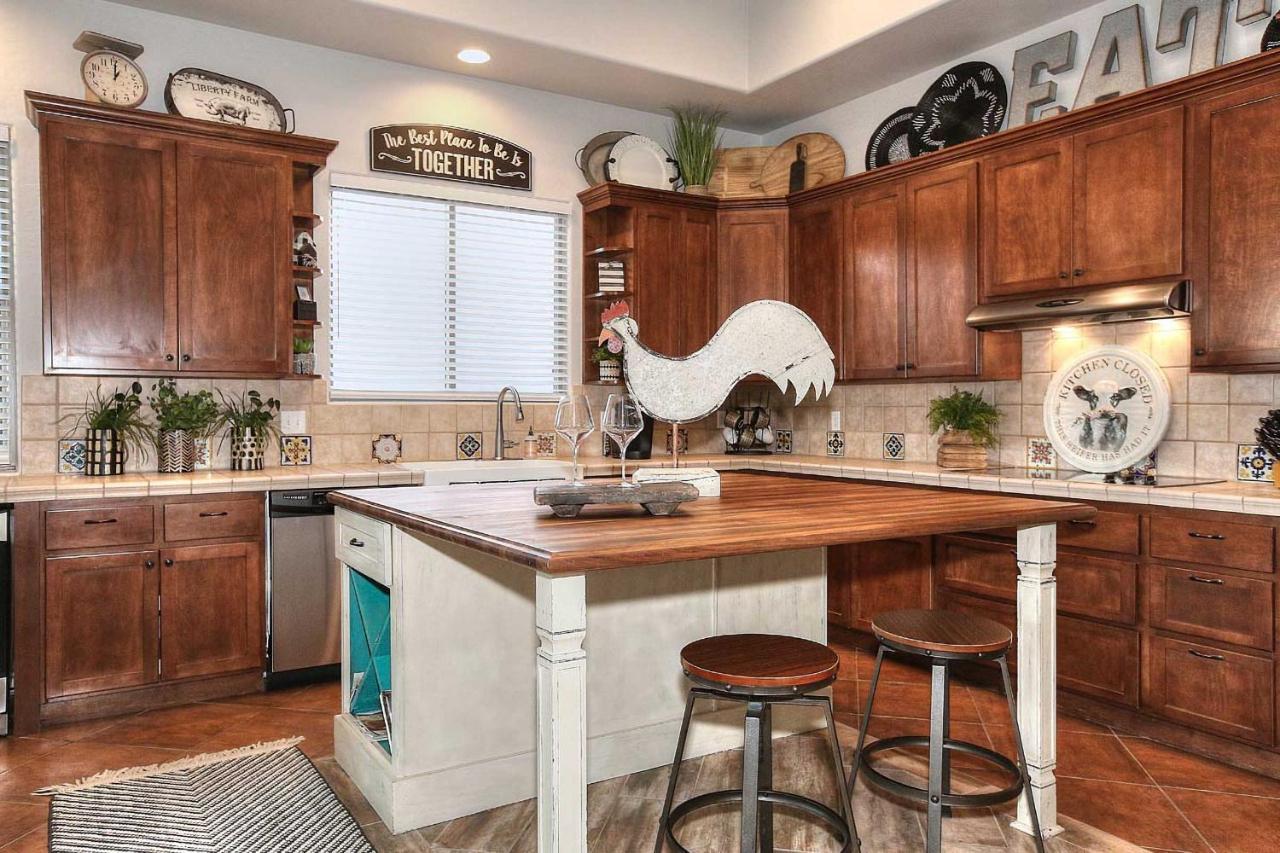 Adobe Arizona Home With City And Mountain Views Queen Creek 外观 照片
